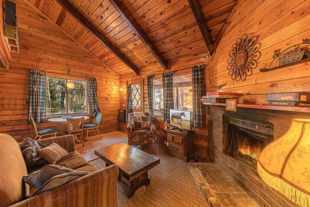 Forest Cabin 6 Enchanted Forest 佩森 外观 照片